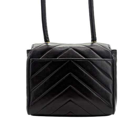 RG050 - CHANEL Vintage Black Lambskin Chevron Flap Bag
