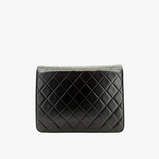 JZ515 - CHANEL Vintage Black Lambskin Flap Bag