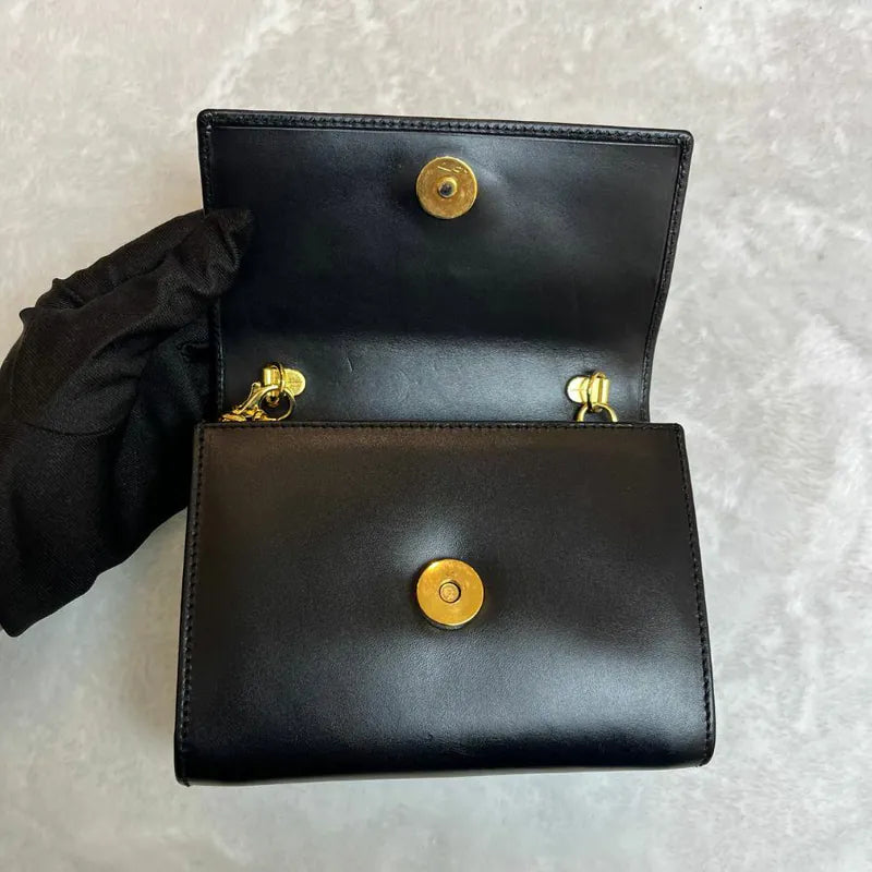 rc439-salvatore-ferragamo-vintage-black-calfskin-shoulder-bag-belt-bag