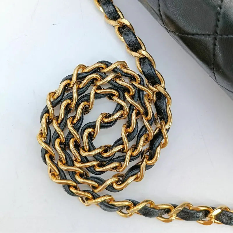 ra952-chanel-vintage-black-lambskin-quilted-flap-bag