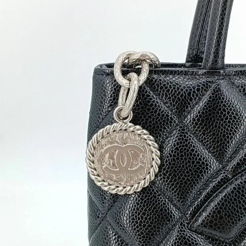 jah119-chanel-vintage-black-caviar-leather-1804-tote-bag