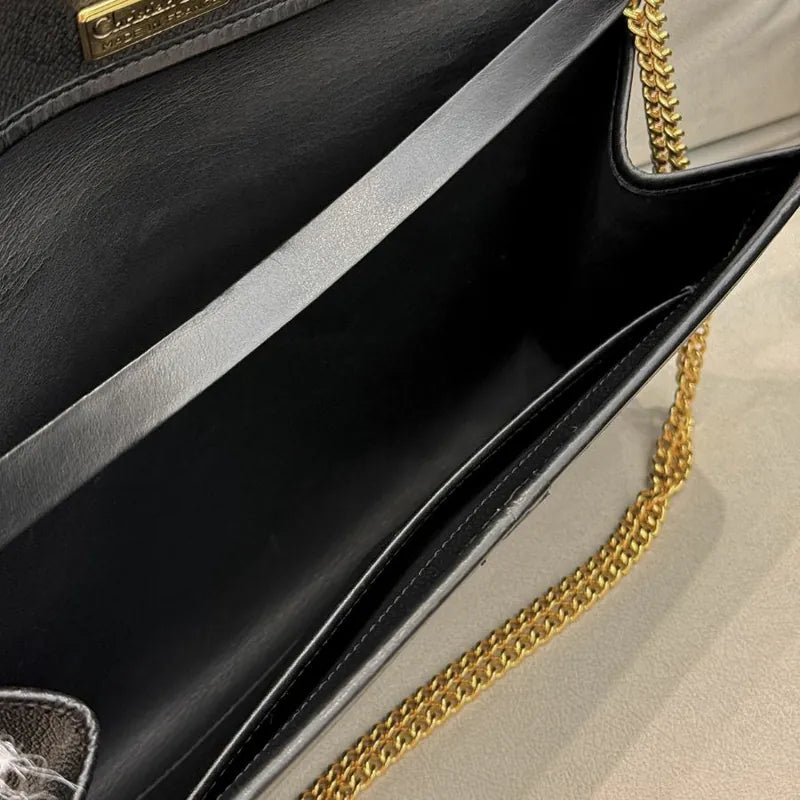 jw835-christian-dior-90-s-vintage-black-caviar-leather-shoulder-bag