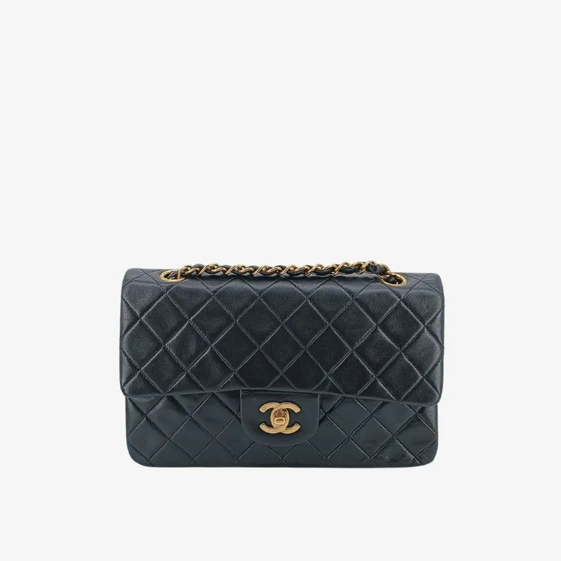 jt098-chanel-vintage-black-lambskin-23cm-classic-flap-bag