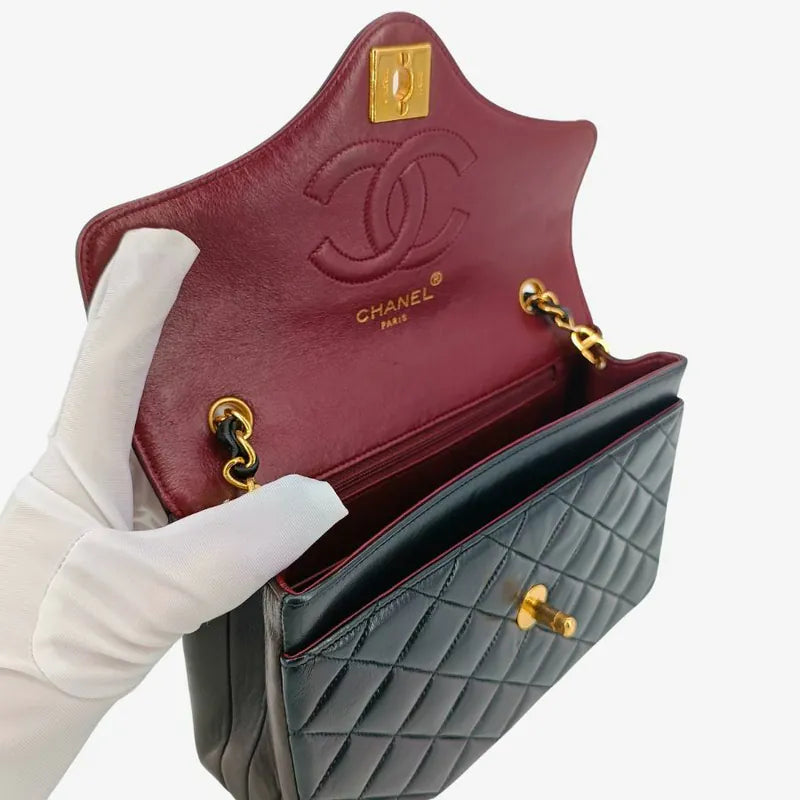 jt896-chanel-vintage-bicolor-black-brown-lambskin-quilted-flap-bag