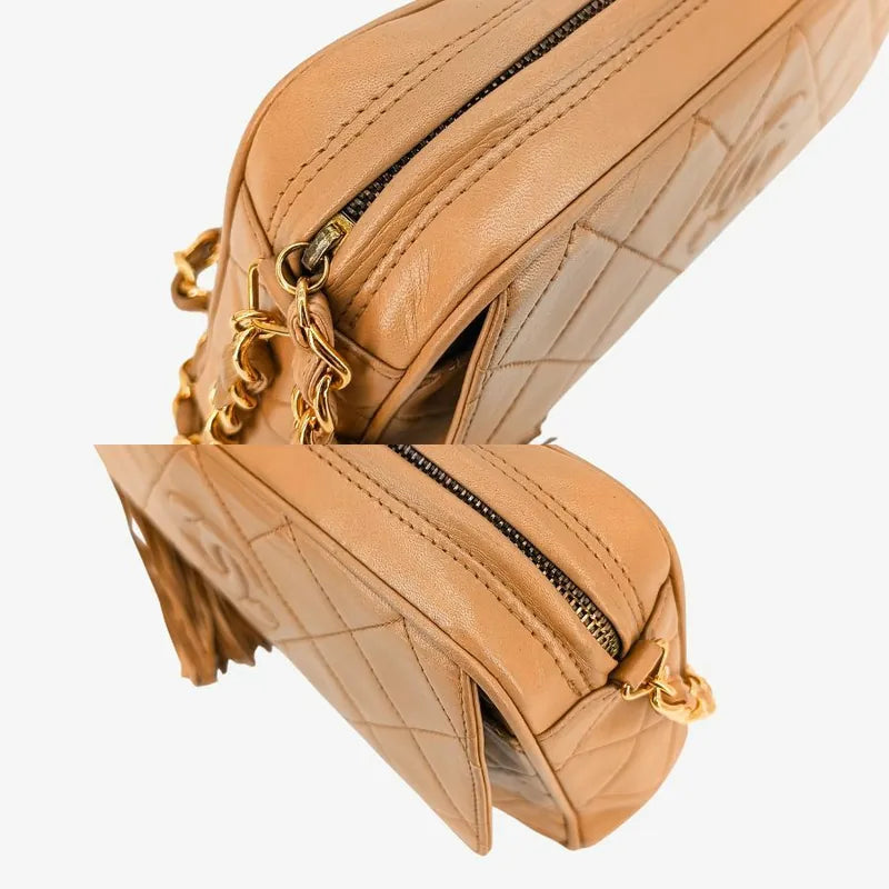jt079-chanel-vintage-beige-lambskin-tassel-camera-bag