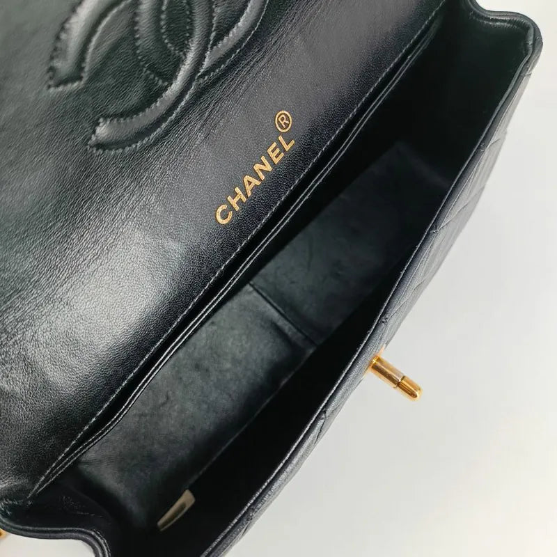 jt887-chanel-vintage-black-lambskin-flap-bag