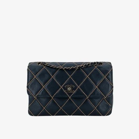 c485-chanel-vintage-black-calfskin-wild-stitch-flap-bag