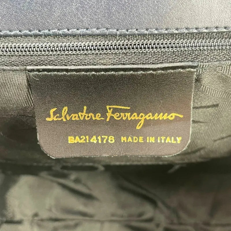 jx927-salvatore-ferragamo-vintage-navy-vara-ribbon-handbag
