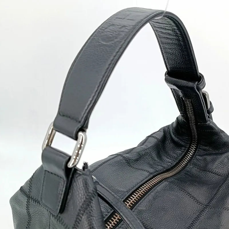 ra546-chanel-vintage-black-caviar-leather-chocolate-bar-handbag