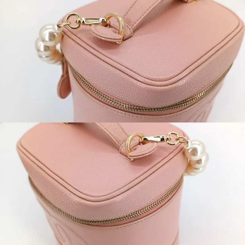 jt491-chanel-vintage-pink-caviar-leather-cosmetic-bag
