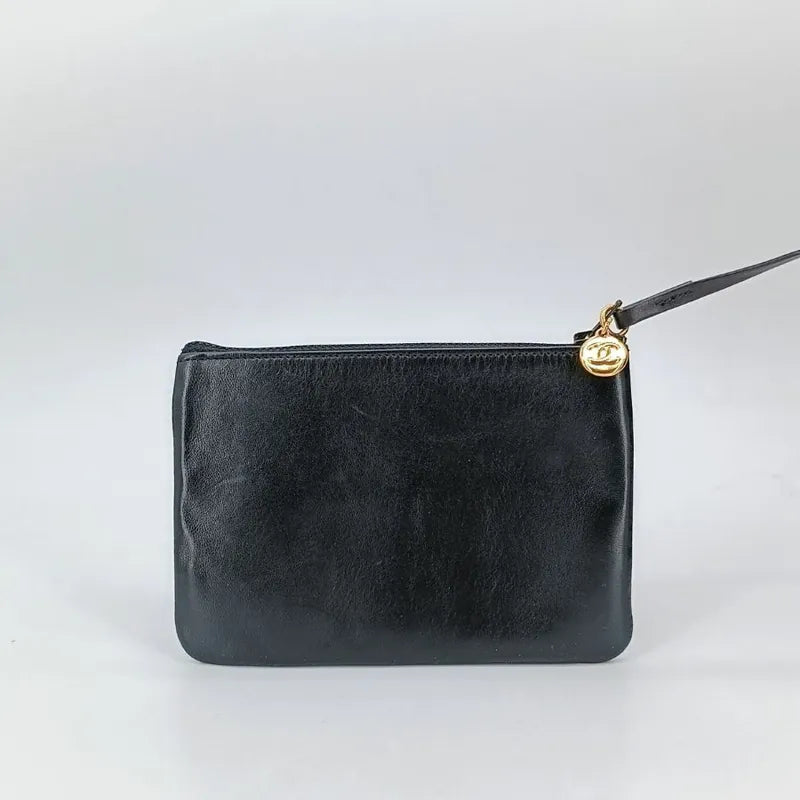 jt346-chanel-vintage-black-lambskin-bucket-bag