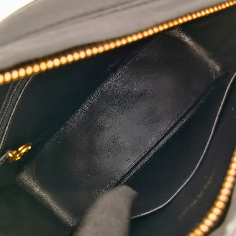 rb884-chanel-vintage-black-lambskin-gold-chain-camera-bag