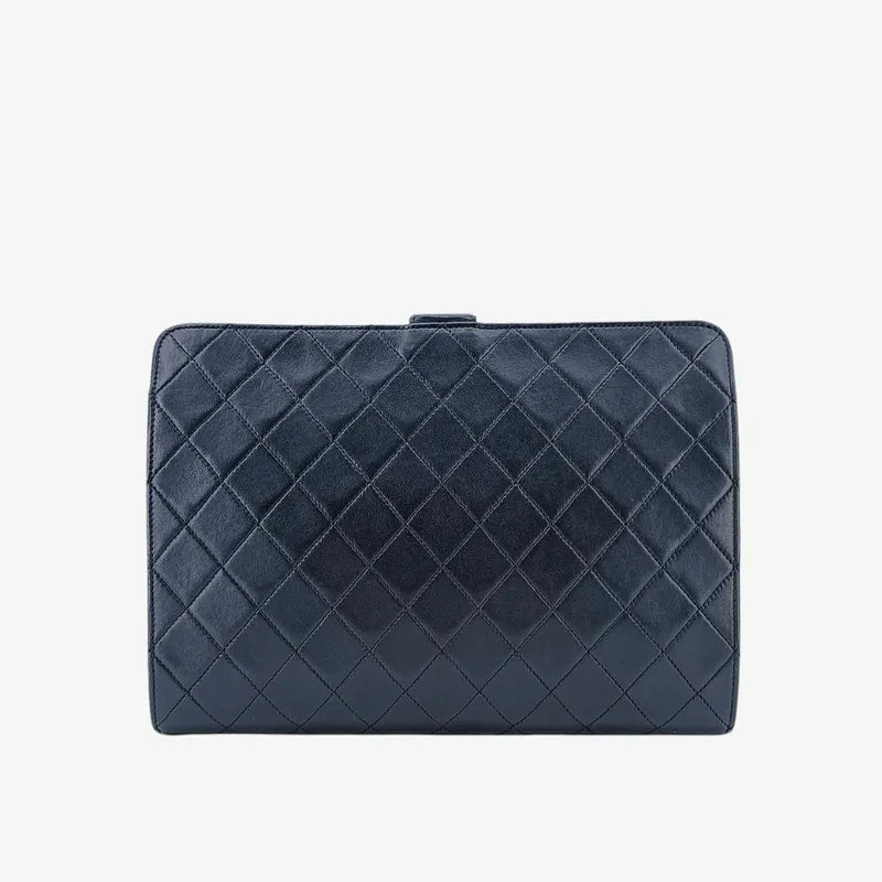 ra471-chanel-vintage-navy-lambskin-quilted-shoulder-bag