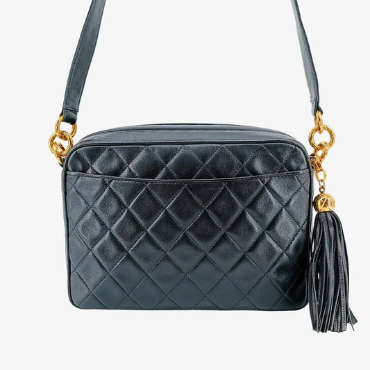 rb513-chanel-vintage-black-lambskin-quilted-camera-bag