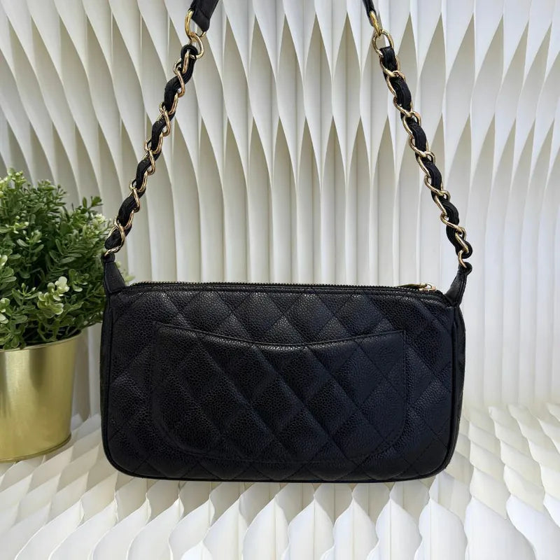 rb953-chanel-vintage-black-caviar-leather-quilted-handbag