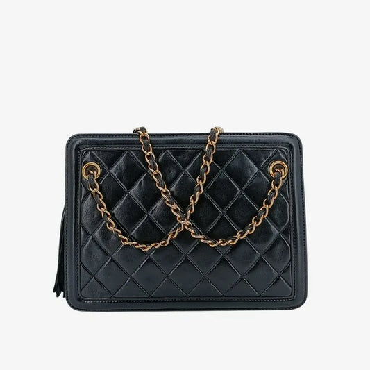 jah175-chanel-vintage-black-lambskin-quilted-shoulder-bag