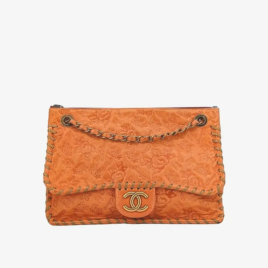 ra526-chanel-pink-calfskin-lucky-symbols-embossed-flap-bag