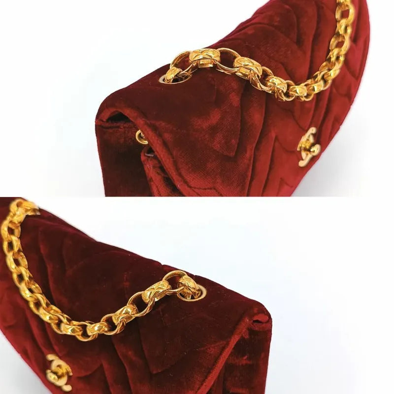 c452-chanel-vintage-red-velvet-gold-chain-half-moon-flap-bag