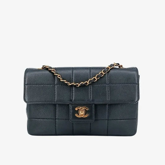 90199599-chanel-vintage-black-lambskin-chocolate-bar-flap-bag