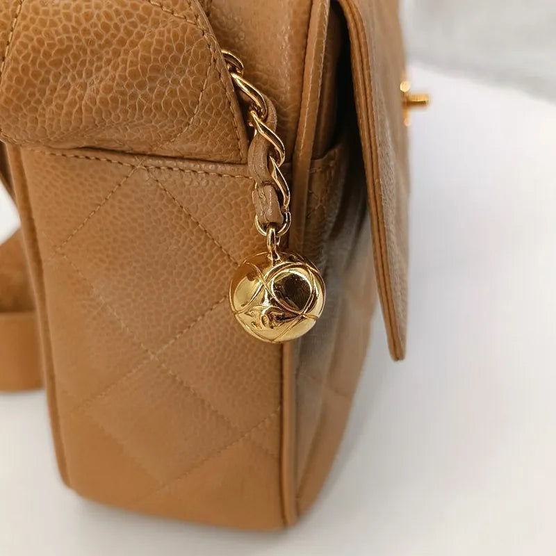 jt078-chanel-vintage-beige-caviar-leather-quilted-camera-bag