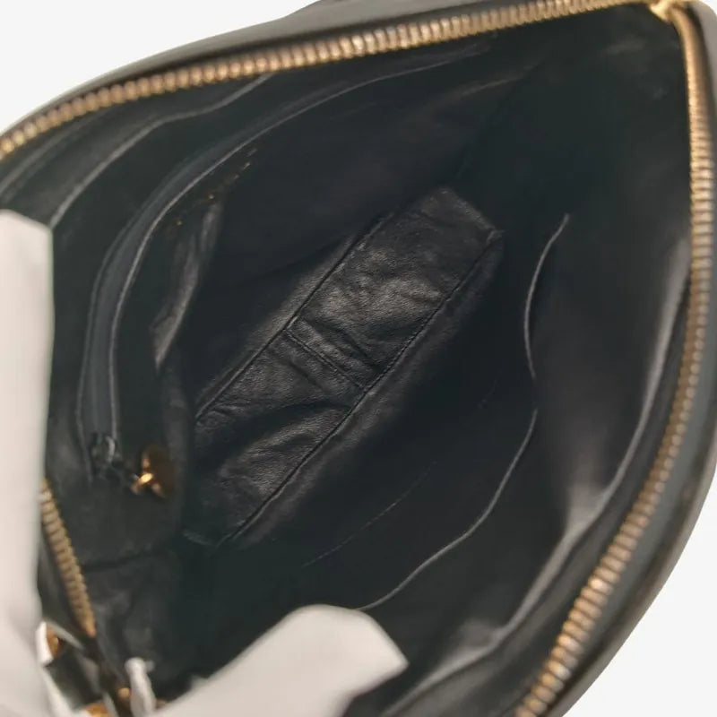 rb327-chanel-vintage-black-lambskin-quilted-camera-bag