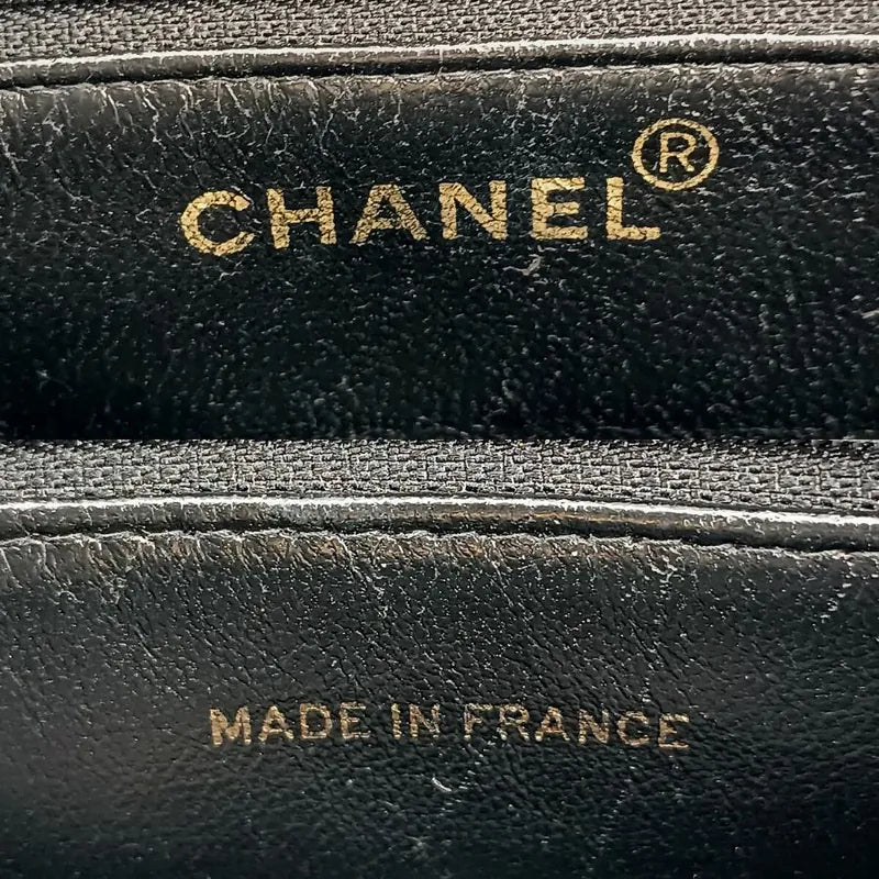 js506-chanel-vintage-black-caviar-leather-tote-bag