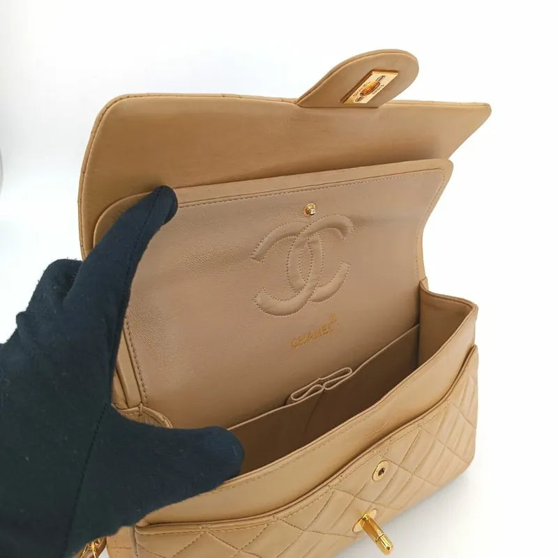 js537-chanel-vintage-beige-lambskin-25cm-classic-flap-bag