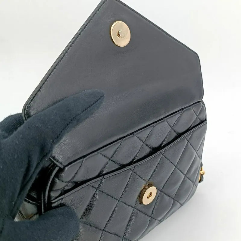 jt193-chanel-vintage-black-lambskin-quilted-camera-bag