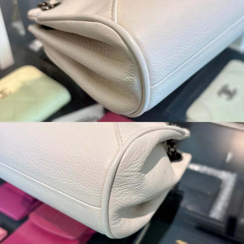 jw582-chanel-vintage-white-caviar-leather-accordion-flap-bag