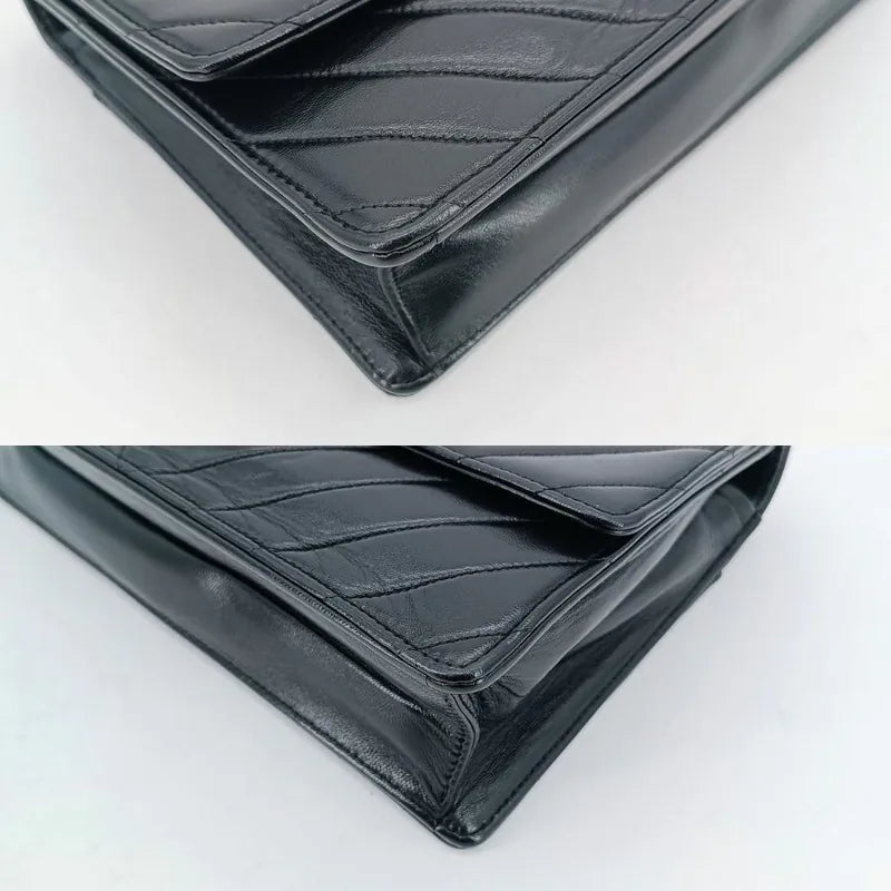 ju351-chanel-vintage-black-lambskin-chevron-push-lock-flap-bag