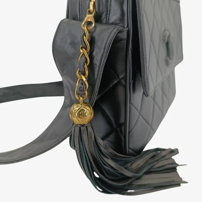 rb493-chanel-vintage-black-lambskin-tessel-camera-bag