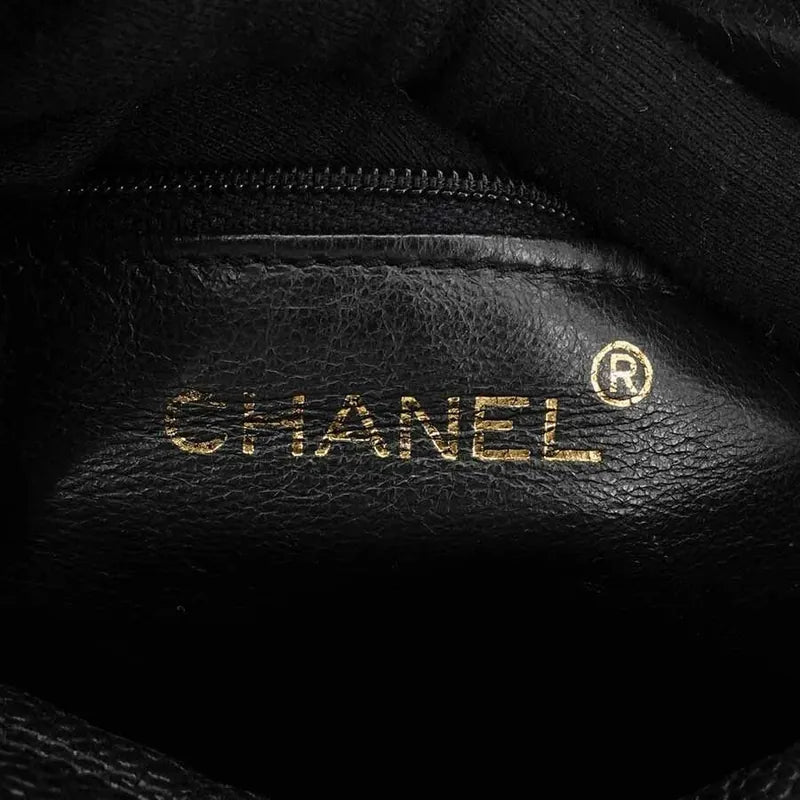 jq906-chanel-vintage-black-caviar-quilted-camera-shoulder-bag