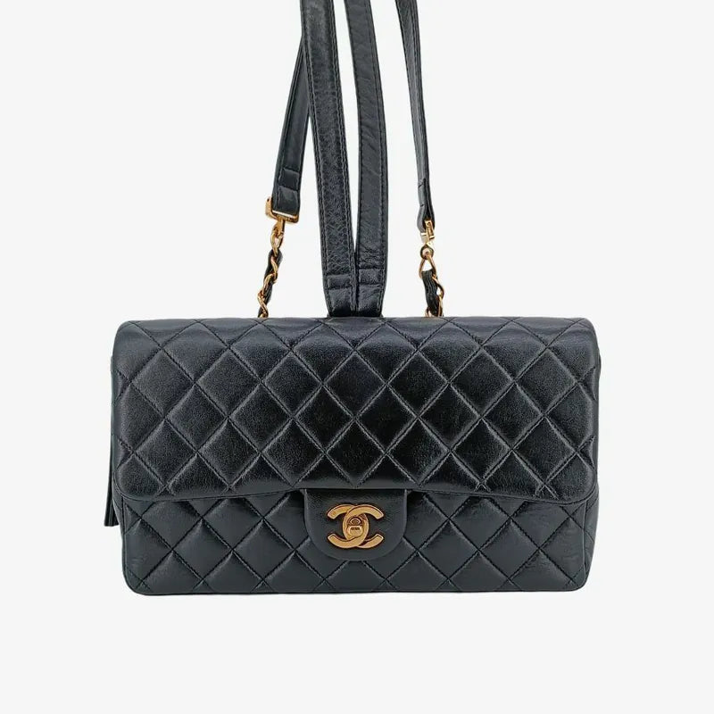 ra807-chanel-vintage-black-lambskin-flap-backpack