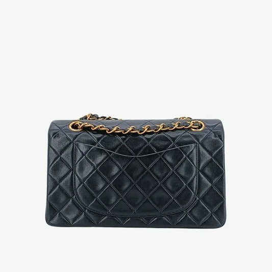 ra587-chanel-vintage-black-lambskin-23cm-classic-flap-bag