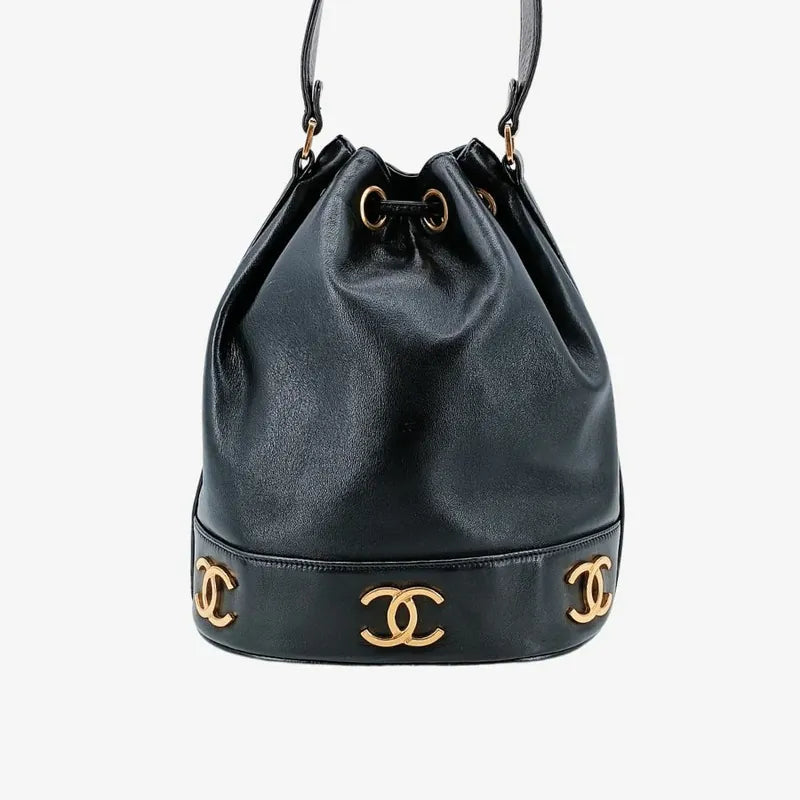 jt346-chanel-vintage-black-lambskin-bucket-bag