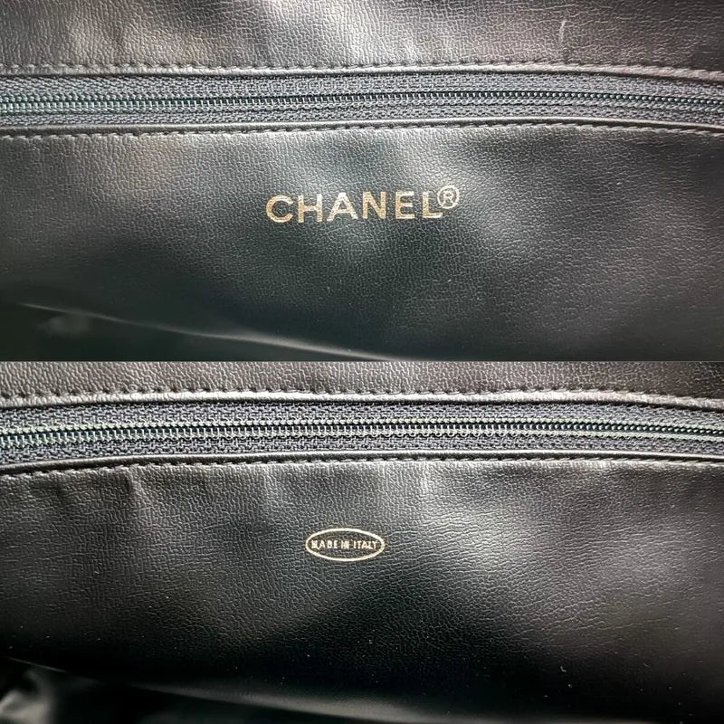 jt136-chanel-vintage-black-lambskin-chevron-tote-bag