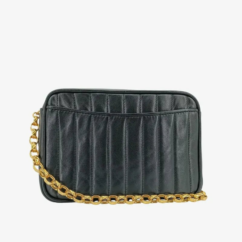 jr886-chanel-vintage-black-lambskin-tassels-gold-chain-camera-bag