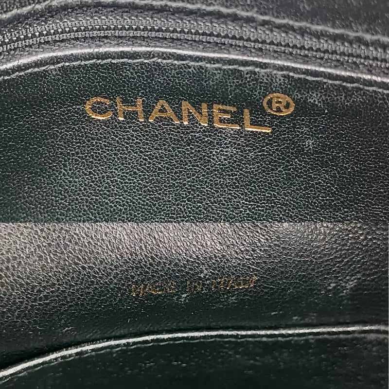 jt105-chanel-vintage-black-lambskin-tessel-camera-bag