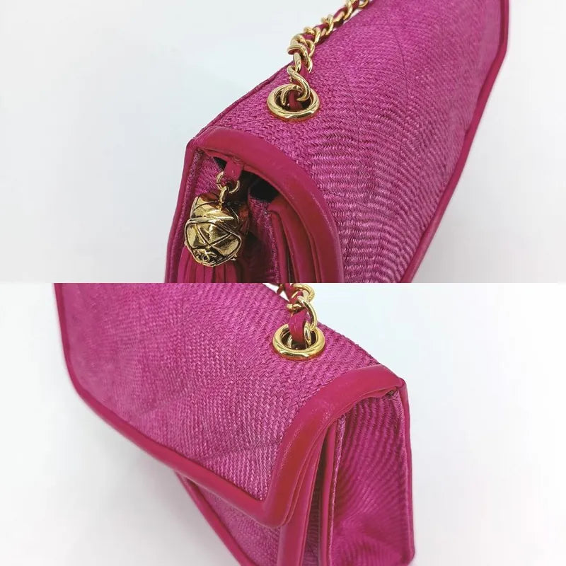 ra444-chanel-vintage-pink-raffia-asymmetric-flap-bag
