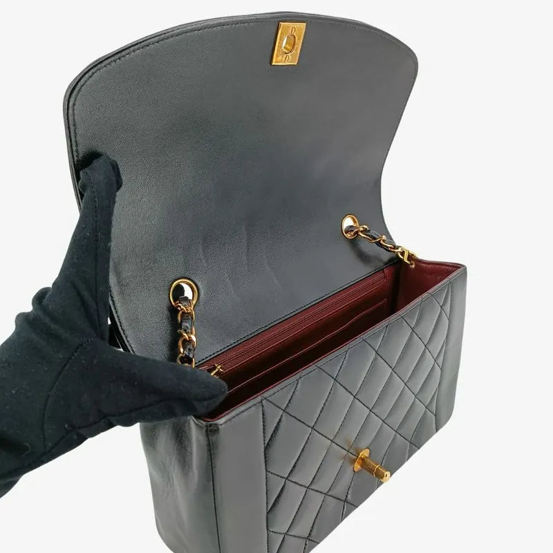 ra656-chanel-vintage-black-lambskin-25cm-diana-flap-bag