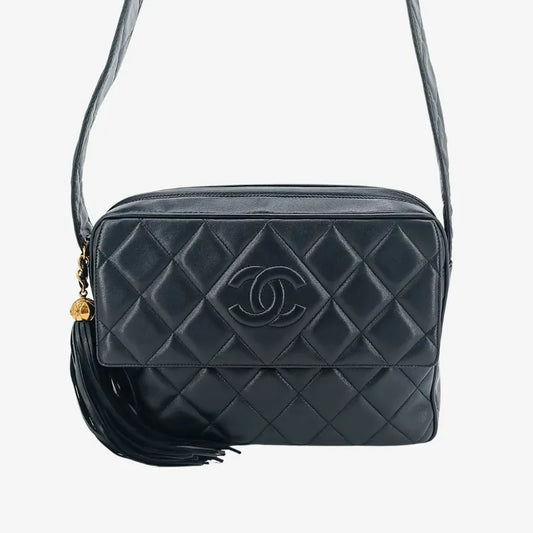 rb236-chanel-vintage-black-lambskin-tessel-camera-bag