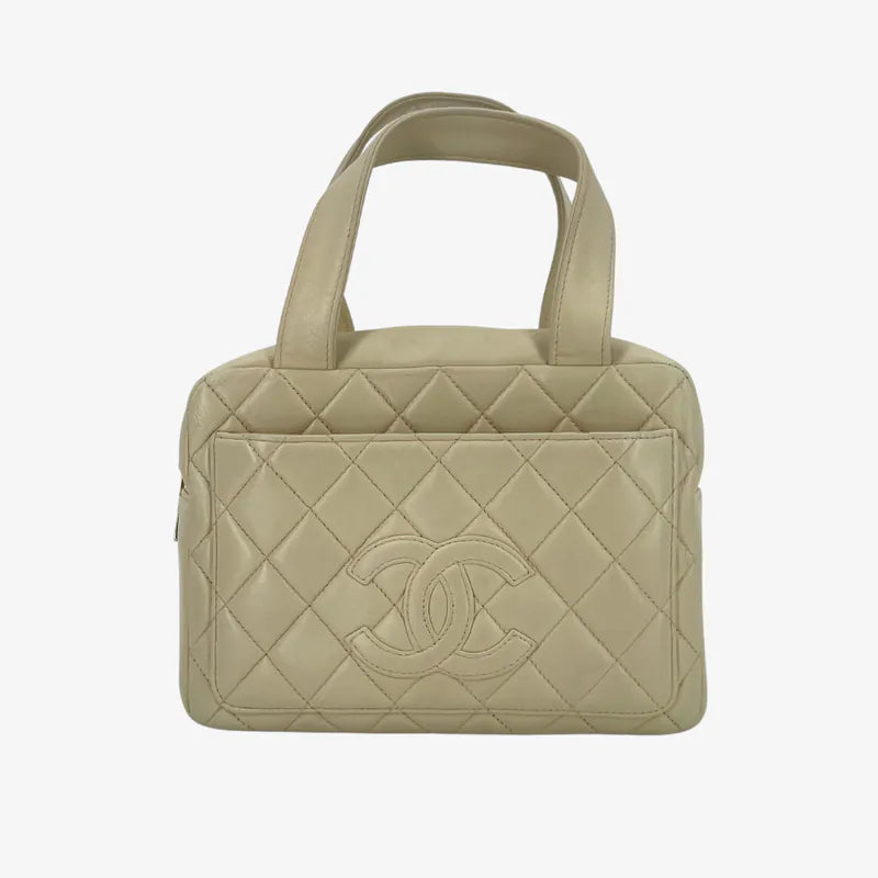 jy462-chanel-vintage-beige-lambskin-quilted-handbag