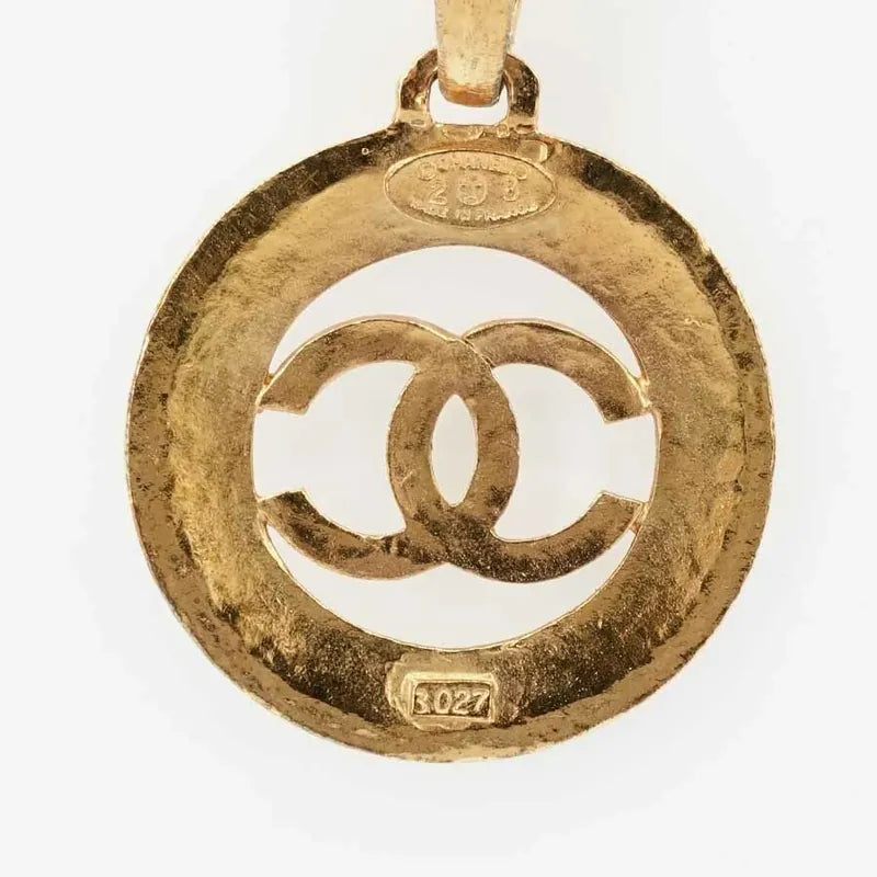 c210-chanel-vintage-gold-plated-necklace