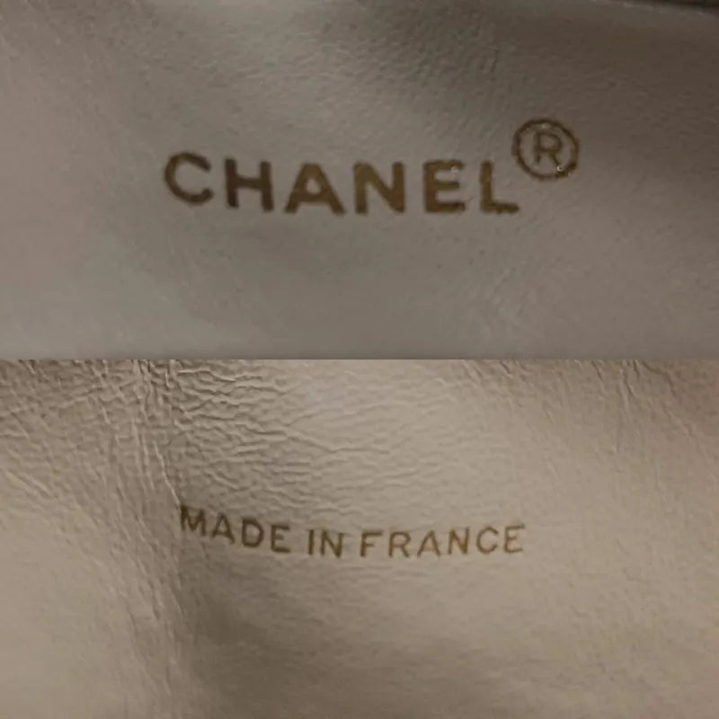 js935-chanel-vintage-beige-lambskin-chevron-camera-bag