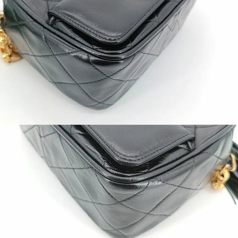 jt145-chanel-vintage-black-lambskin-tassels-gold-chain-camera-bag