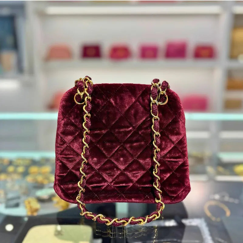 c527-chanel-vintage-burgundy-velvet-shoulder-bag