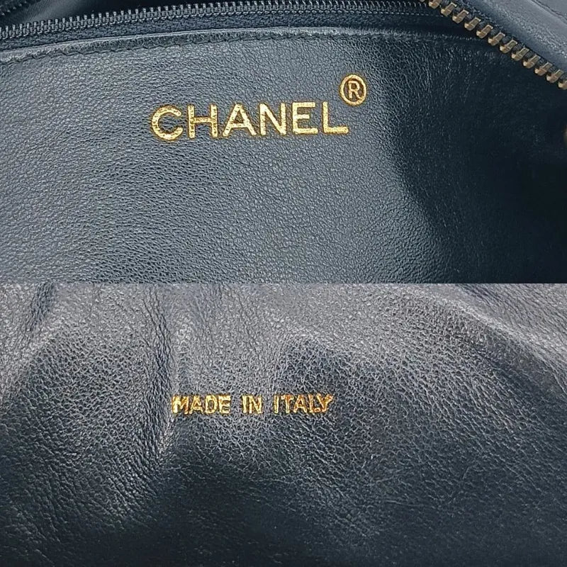 jt561-chanel-vintage-black-lambskin-gold-chain-chevron-camera-bag