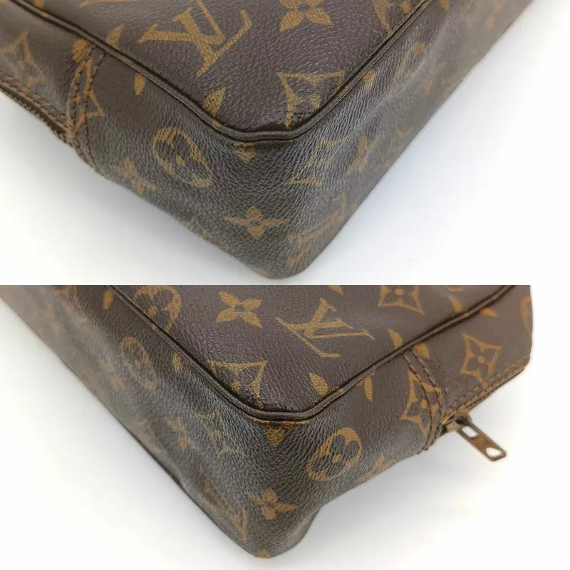 js448-louis-vuitton-trousse-toilette