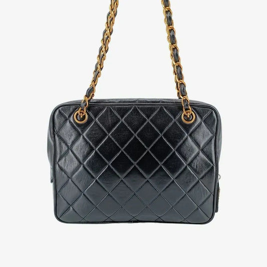 c335-chanel-vintage-black-lambskin-quilted-tote-bag