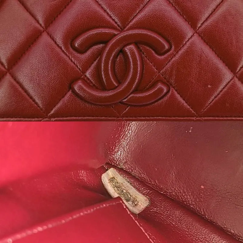 ra426-chanel-vintage-burgundy-lambskin-tessel-camera-bag